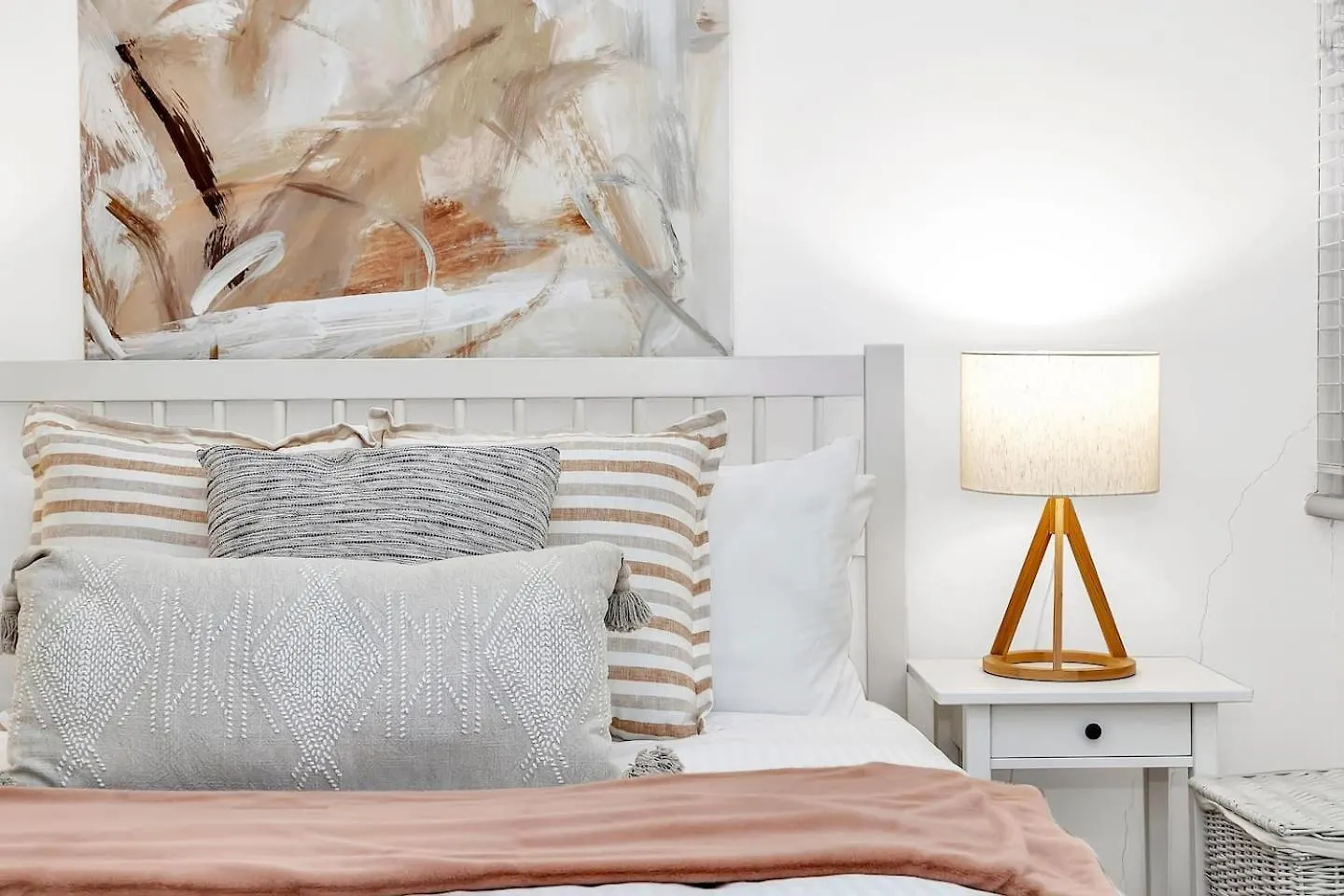 'Violet Cottage' An Idyllic Urban Oasis For Two Adelaide 0*,  Australia